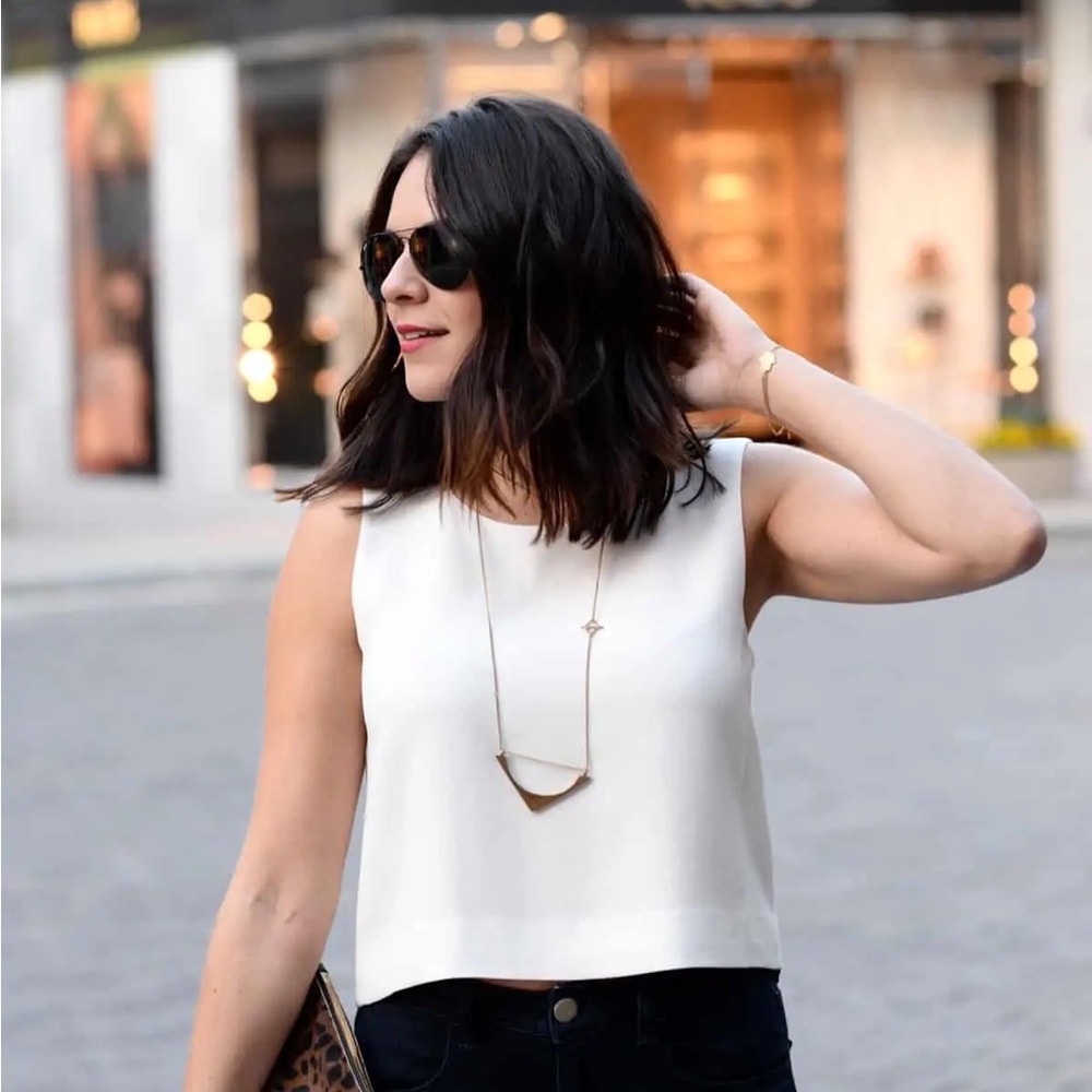 Club Monaco White Crop Top